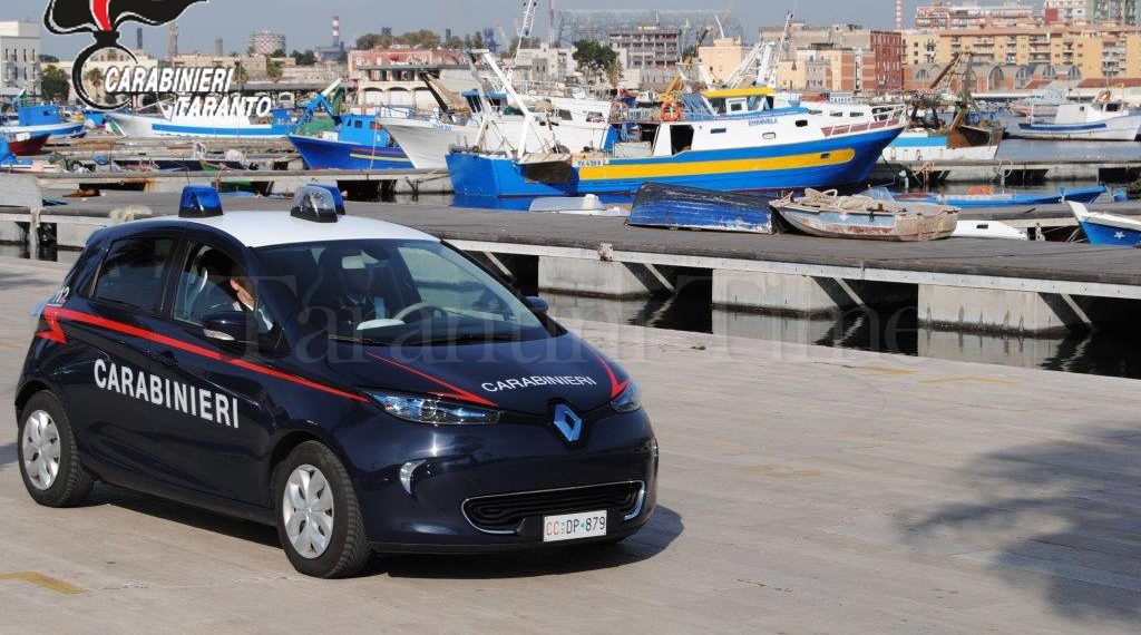 Taranto. Un’auto elettrica per i Carabinieri della Stazione di San Cataldo