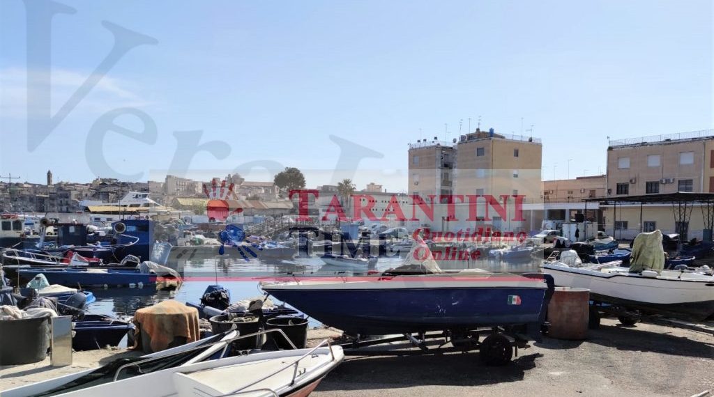 “Si paga il pizzo nelle aree demaniali. L’ecosistema Taranto in mano all’illecito” La denuncia dell’ambientalista Manna