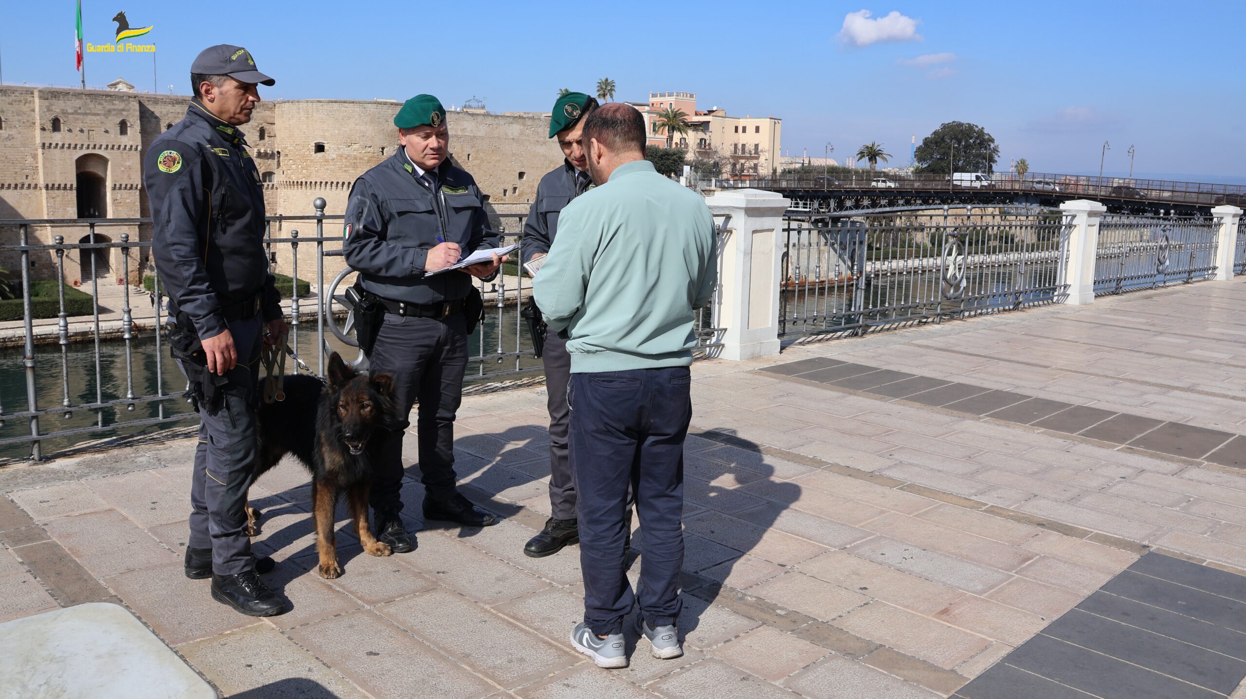 Controlli antidroga, segnalate 19 persone Controlli antidroga, segnalate 19 persone