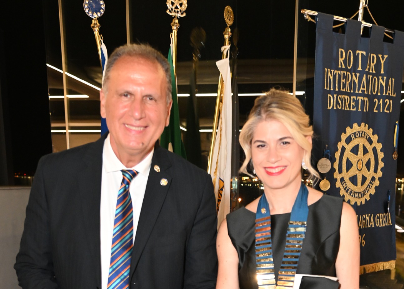 Passaggio di Consegne al Rotary Club Taranto Magna Grecia: un nuovo inizio per l’a.r. 2025 2026 Passaggio di Consegne al Rotary Club Taranto Magna Grecia: un nuovo inizio per l’a.r. 2025 2026