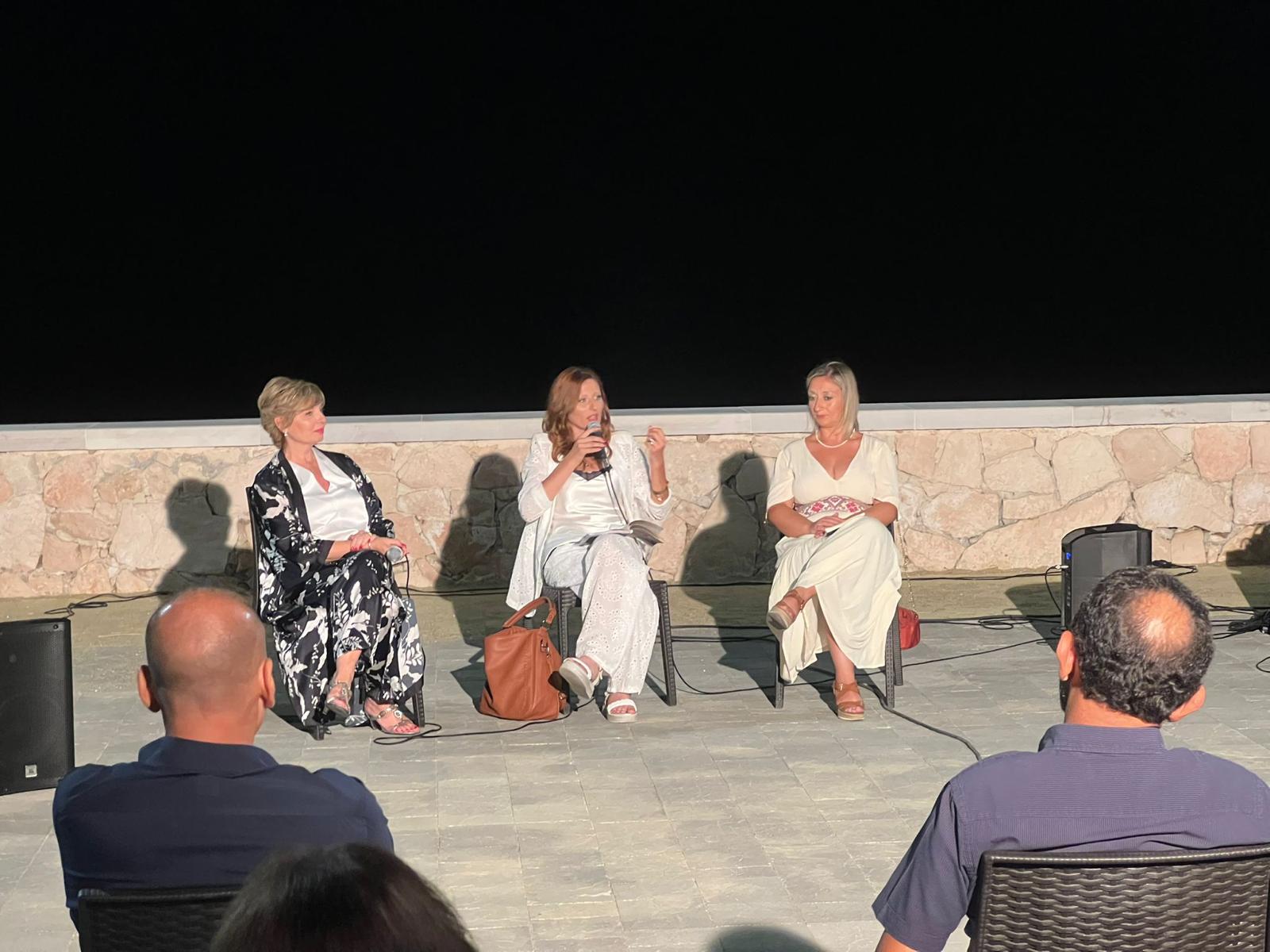 “L’autostima è donna”: successo di pubblico e impegno sociale a Torricella “L’autostima è donna”: successo di pubblico e impegno sociale a Torricella
