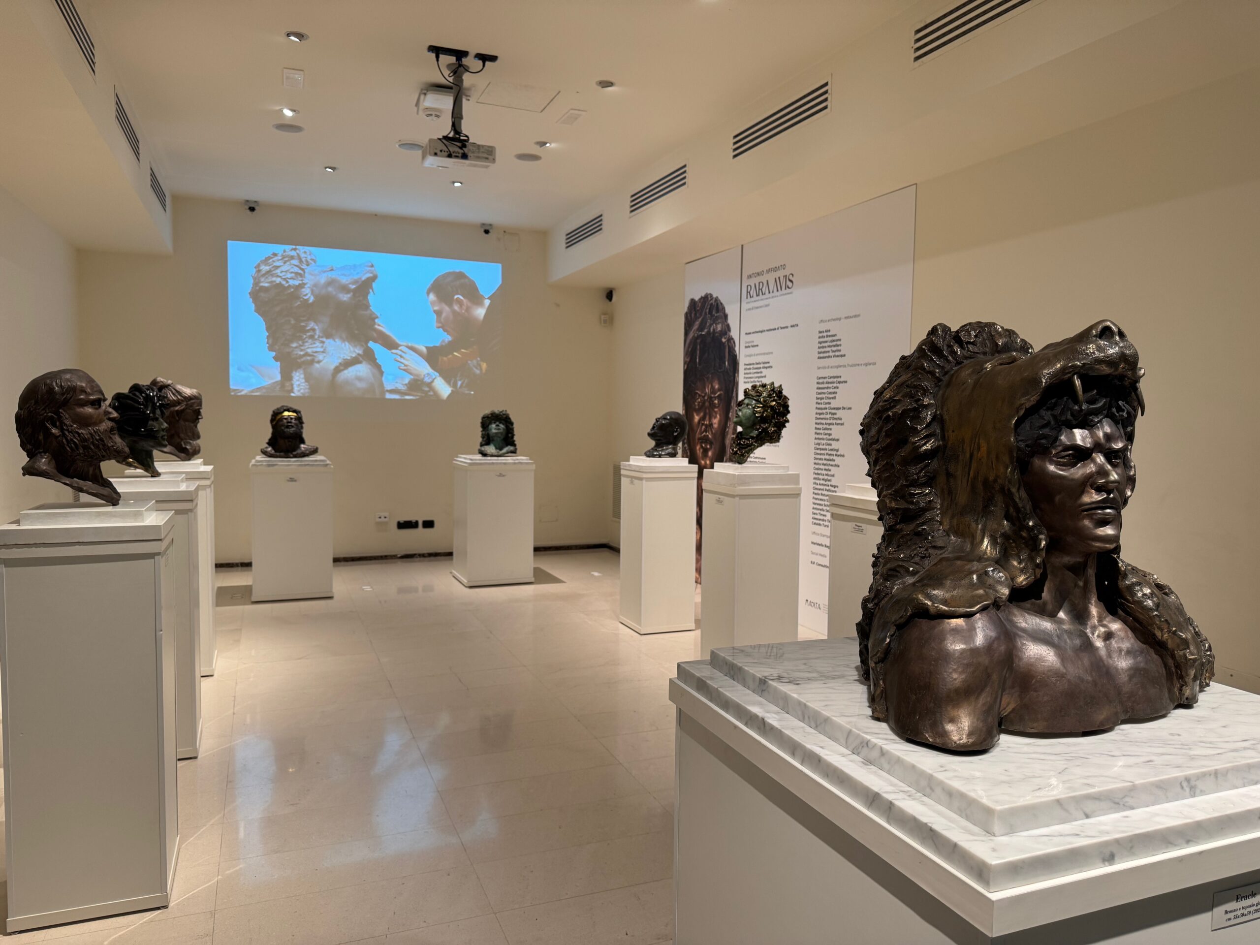 In esposizione al MArTA nove sculture in bronzo e pietre preziose di Antonio Affidato