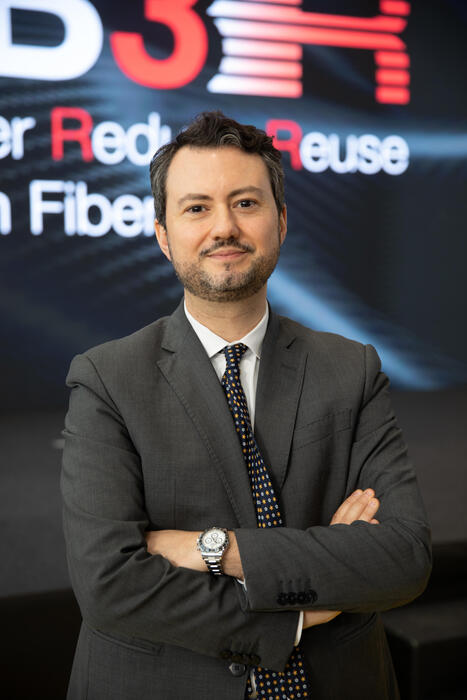 Dal Liceo De Sanctis Galilei ai vertici di Ferrari: Davide Abate inaugura l’anno scolastico con una lezione di futuro Dal Liceo De Sanctis Galilei ai vertici di Ferrari: Davide Abate inaugura l’anno scolastico con una lezione di futuro