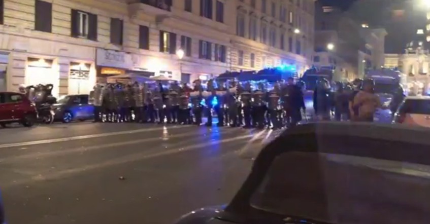 scontri a roma feriti sei poliziotti di taranto