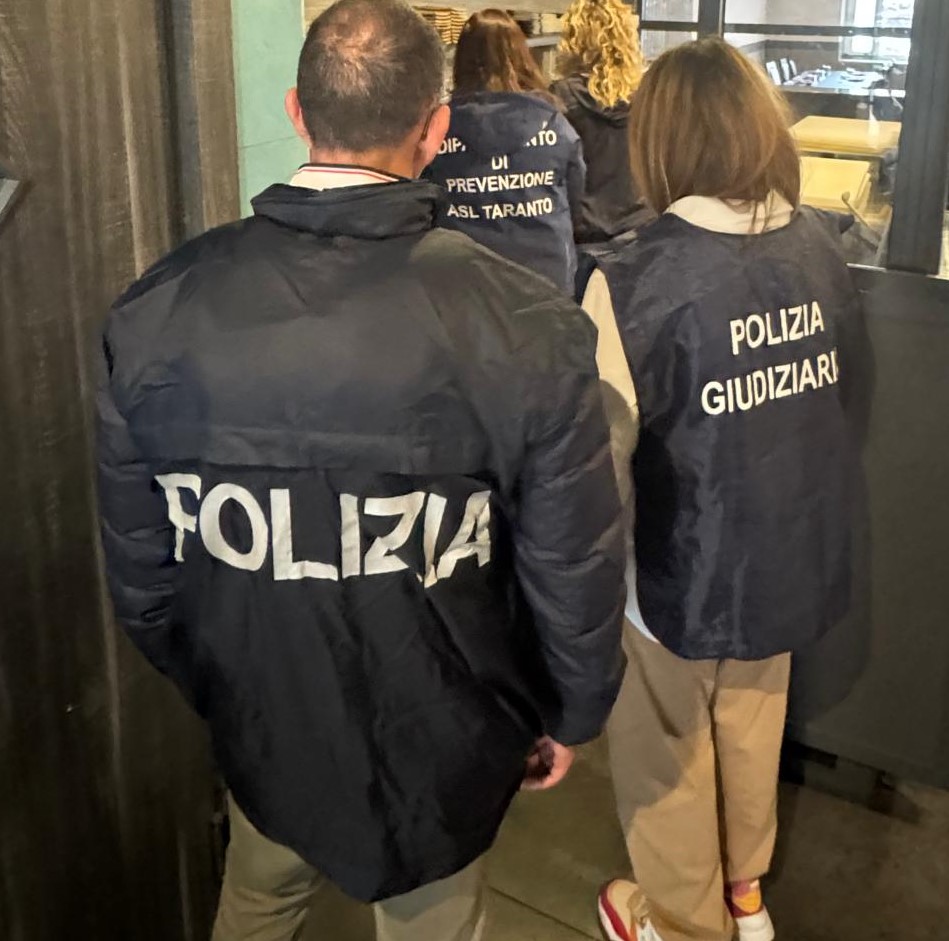 alimenti senza documenti di tracciabilit224 la polizia di stato sospende l8217attivit224 di un ristorante