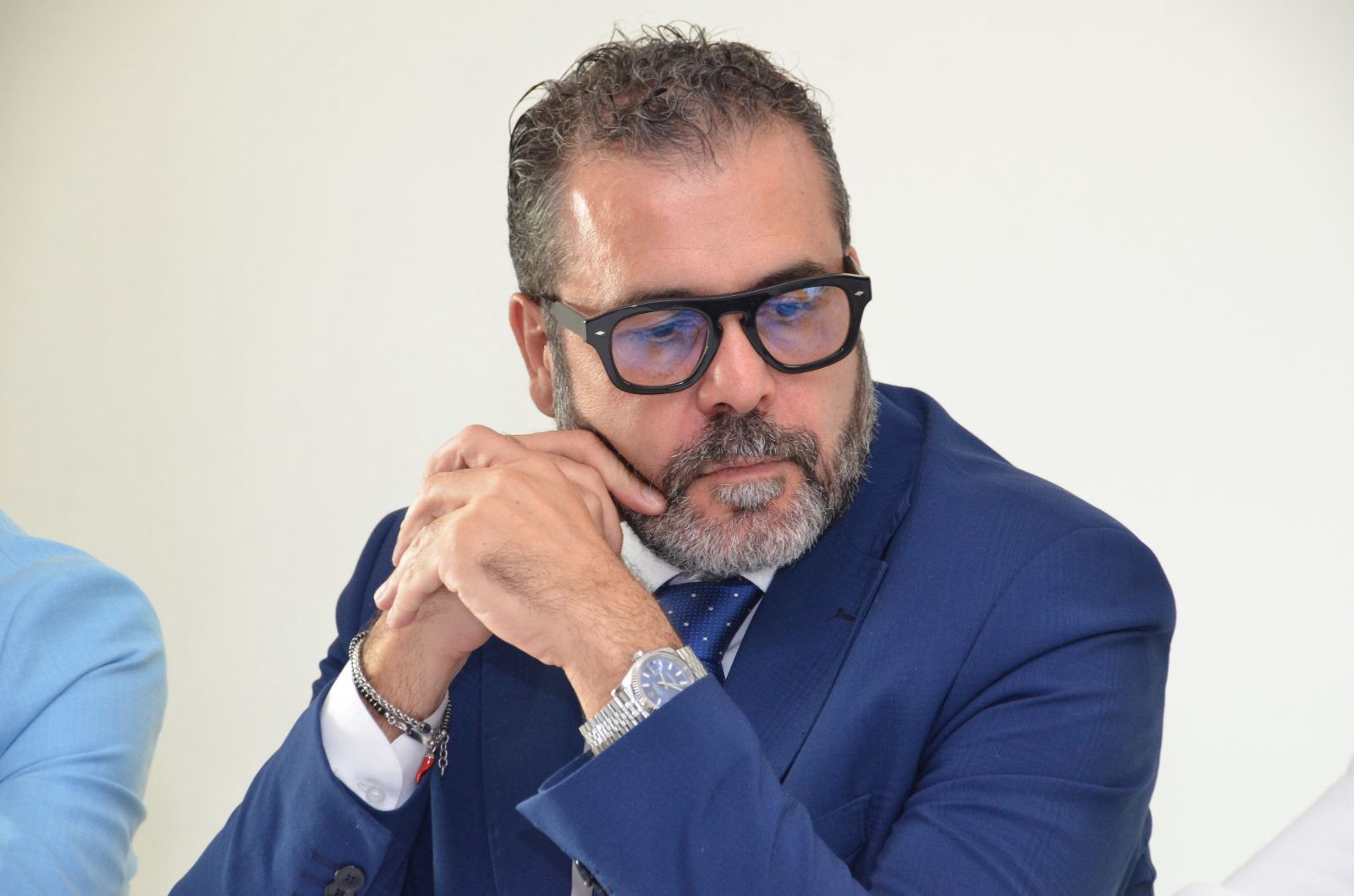 maiorano fdi solidariet224 alla soccorritrice del 118 aggredita a taranto fatto gravissimo e inaccettabile