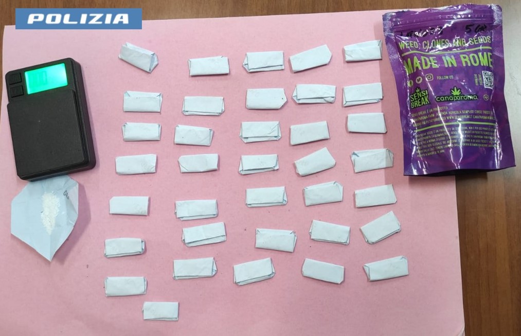 Spacciava ketamina in centro, arrestata 21enne Spacciava ketamina in centro, arrestata 21enne